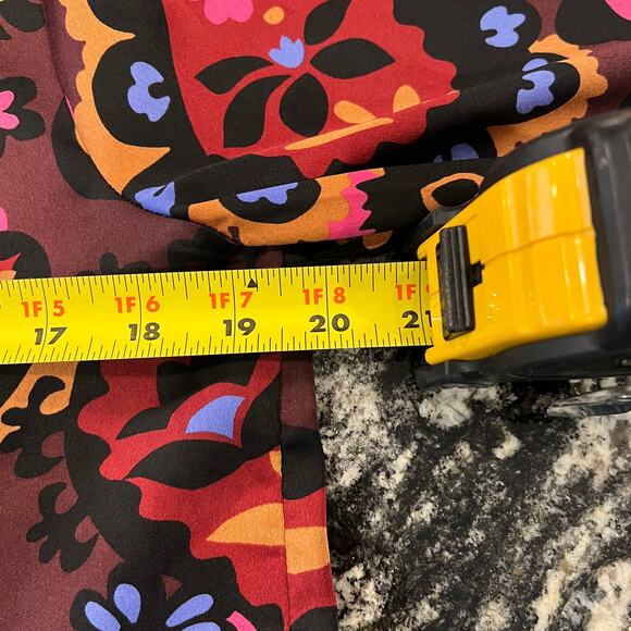 Ann Taylor Plum Rose/Burgundy Classic Paisley Button Down Blouse - SIZE SP - Picture 8 of 9